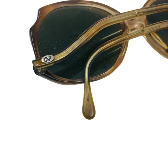 Vintage 1970s Sunglasses Brown Round Eyes Women display picture 2